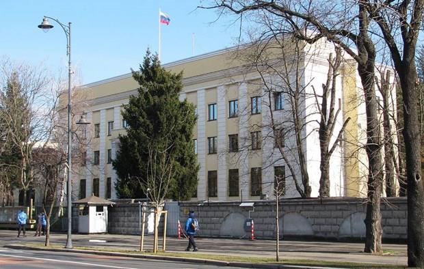 Thêm nhiều nước châu Âu trục xuất nhân viên sứ quán Nga