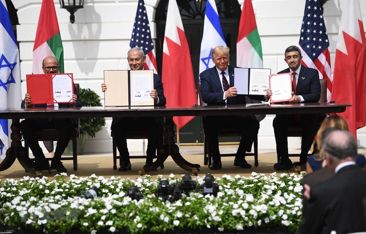 Nội các UAE phê chuẩn thỏa thuận bình thường hóa quan hệ với Israel