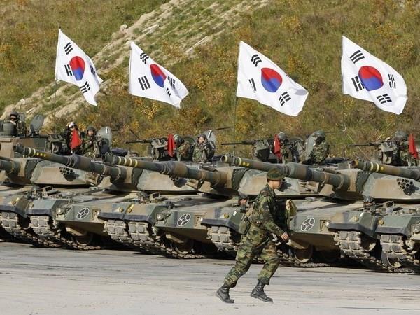 Tổng thống Hàn Quốc Moon Jae-in kêu gọi cải tổ toàn diện quân đội