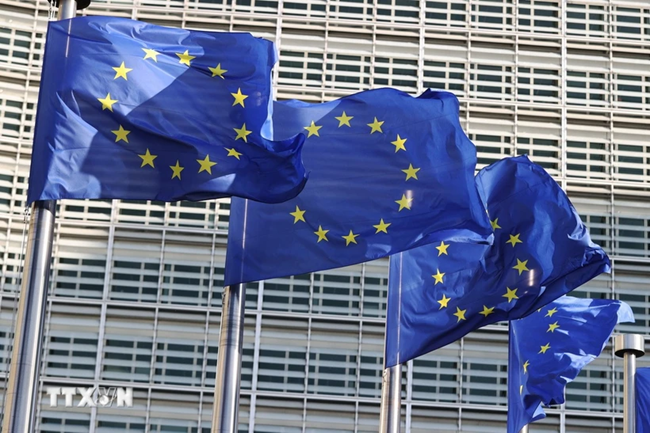EU dừng đáp trả để tạo không gian đàm phán thương mại với Mỹ