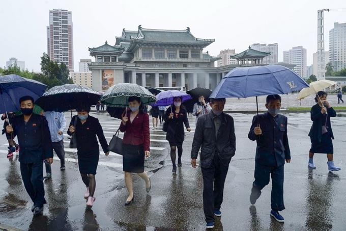 Triều Tiên kêu gọi gỡ bỏ lệnh trừng phạt kinh tế