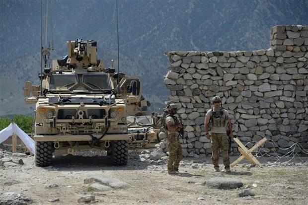 Ngoại trưởng Mỹ thăm Afghanistan thông báo việc rút quân