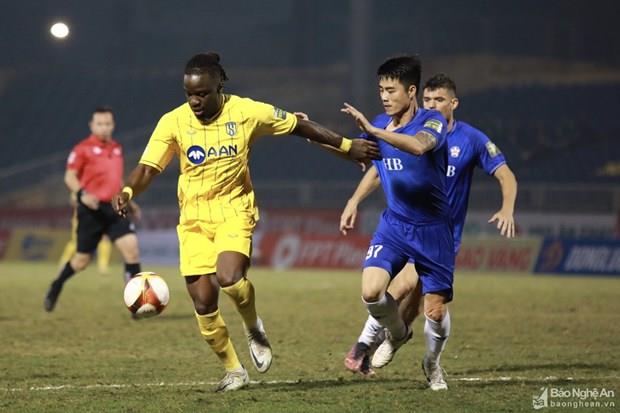 Sông Lam Nghệ An và SHB Đà Nẵng chia điểm trong trận ra quân V-League