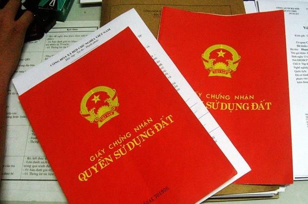 Khởi tố, bắt tạm giam kẻ làm giả sổ đỏ để lừa đảo ở Tuyên Quang