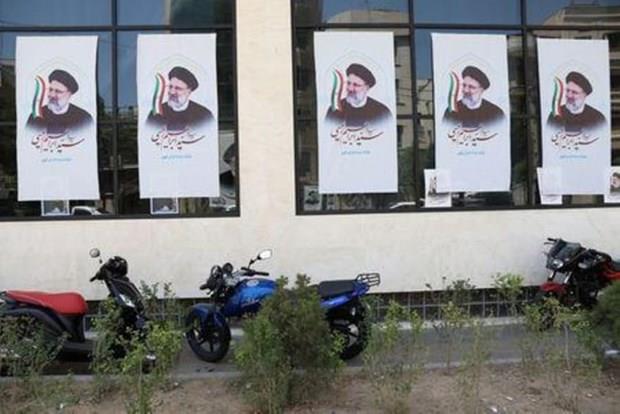 Bầu cử tổng thống Iran 2021: Các ứng cử viên tranh luận nảy lửa