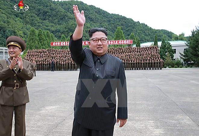 Ông Kim Jong-un yêu cầu tiến hành thêm nhiều vụ phóng tên lửa
