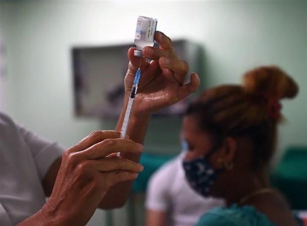 Cuba sẽ sớm cấp phép cho vaccine ngừa COVID-19 dạng xịt