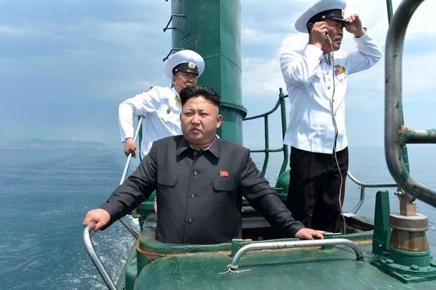 Chủ tịch Triều Tiên Kim Jong-un liên tục thị sát đơn vị tiền tuyến