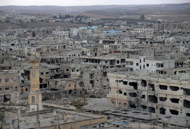 Tổng thống Mỹ Donald Trump xem xét dỡ bỏ trừng phạt Syria