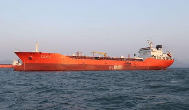 Nga đã vận chuyển cho Triều Tiên 2.136 tấn dầu trong tháng Chín