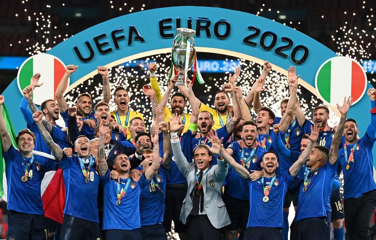 Italy trở thành nhà vô địch EURO 2020 sau loạt sút luân lưu may rủi