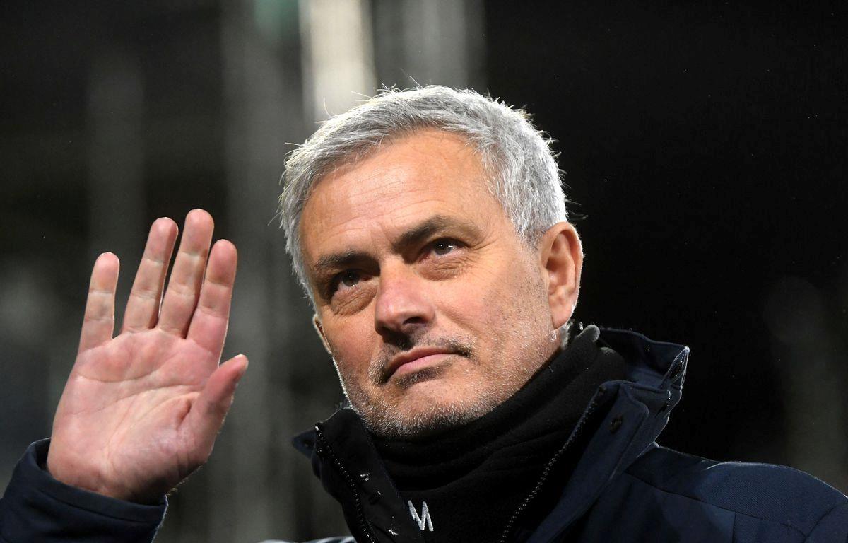 HLV Jose Mourinho chính thức có 'bến đỗ' mới trong sự nghiệp