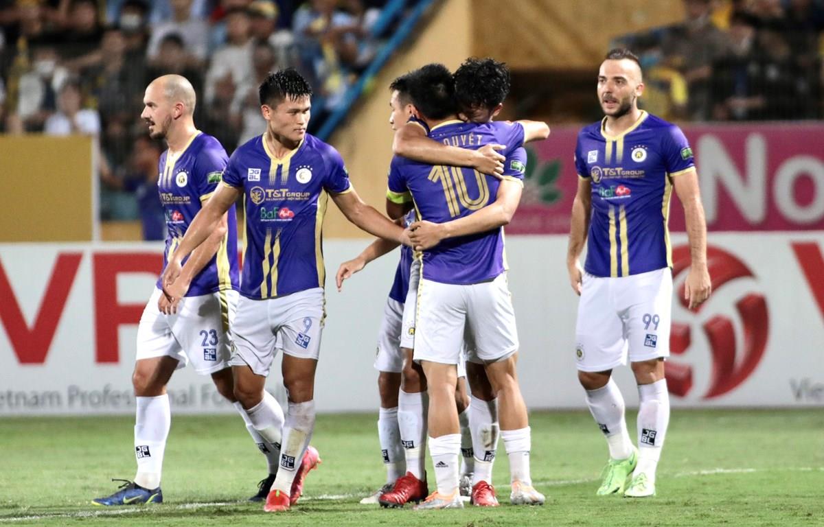 3 điểm nhấn sau vòng 10 V-League 2022: Hà Nội FC tạo thế cách biệt