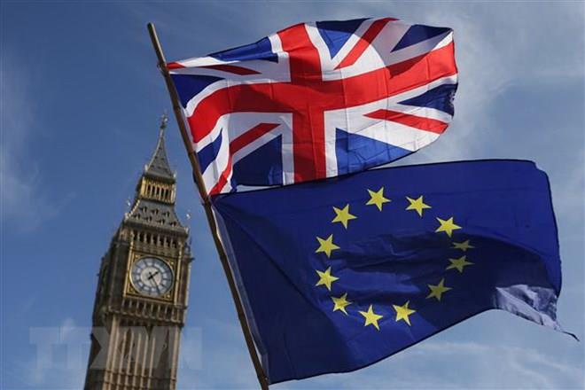 Giới chức Anh thừa nhận điểm yếu trong thỏa thuận sơ bộ về Brexit
