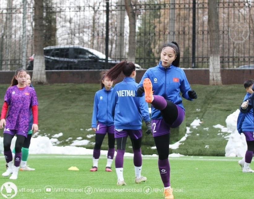 VCK U20 Nữ châu Á 2024: Đội tuyển Việt Nam tích cực tập luyện tại Tashkent