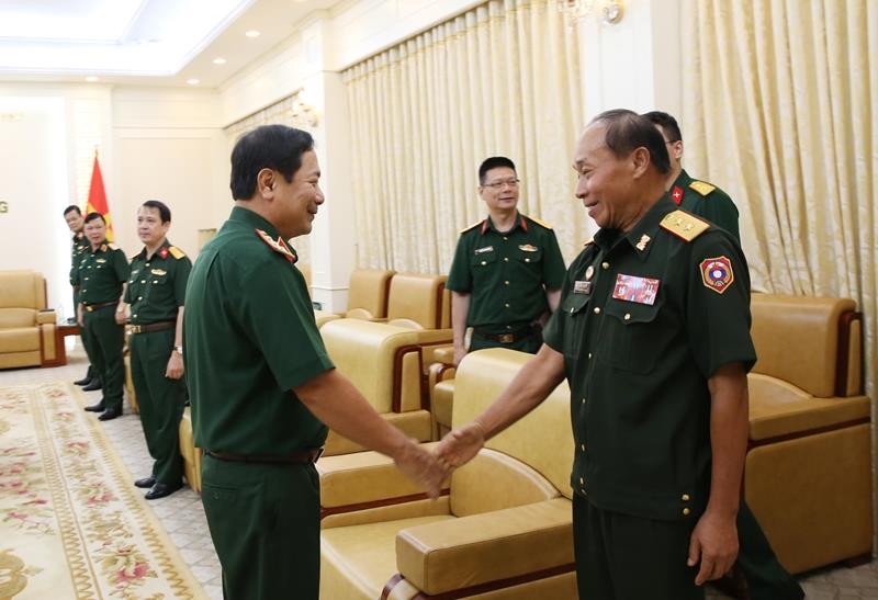 Tăng cường hợp tác giữa Tổng cục Kỹ thuật của hai Quân đội Việt Nam - Lào