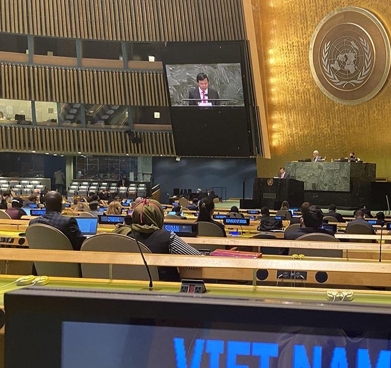 Đại hội đồng LHQ thông qua Nghị quyết chấm dứt cấm vận kinh tế với Cuba