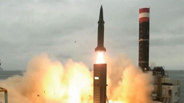 Hàn Quốc lên kế hoạch phóng tên lửa sử dụng nhiên liệu rắn