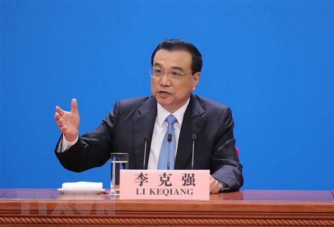 Trung Quốc sẽ cắt giảm 1/3 số giấy tờ cần thiết cho xuất nhập khẩu