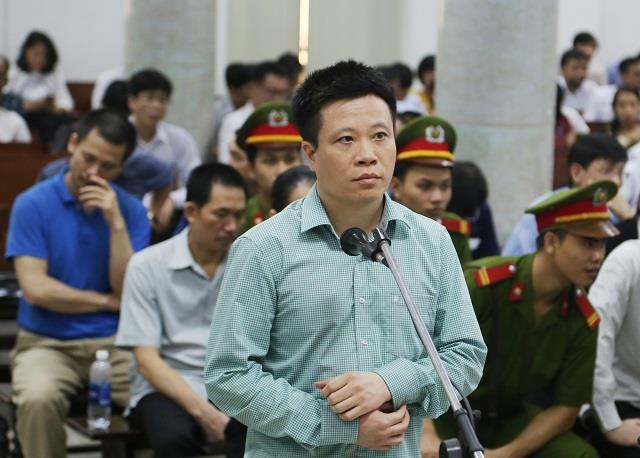 Bị cáo Hà Văn Thắm đề nghị không bị xem xét kết án về tội tham ô
